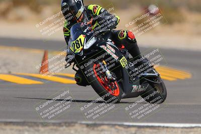 media/Sep-11-2022-SoCal Trackdays (Sun) [[81b7e951af]]/Turn 5 (1110am)/